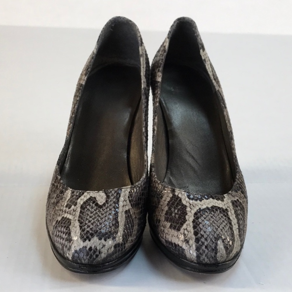 Stuart Weitzman Gray Black Python Embossed Dolly … - image 3